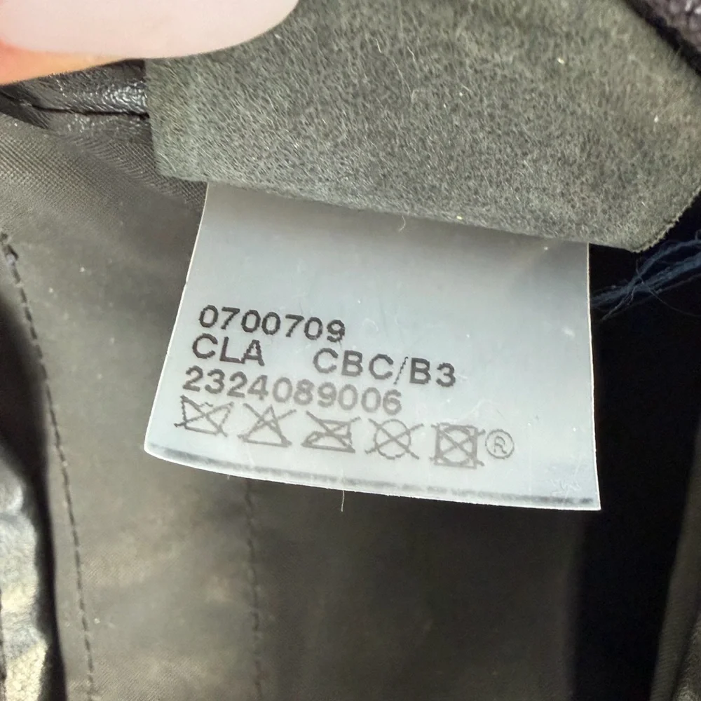 Longchamp Vintage Le Pliage Messenger Bag - Picture 12 of 12